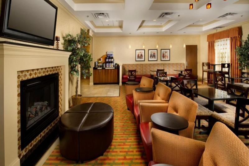 Holiday Inn Express & Suites Schererville By Ihg Bagian luar foto
